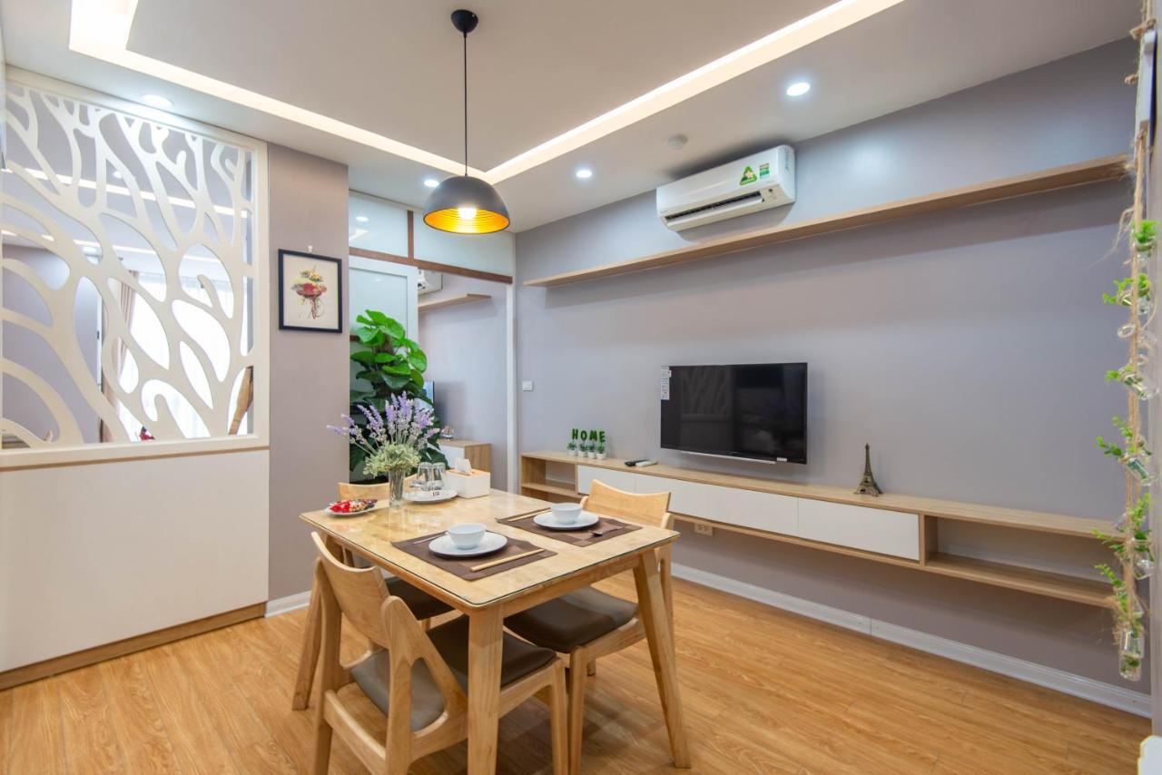 22Housing Hotel & Residence 81 Linh Lang ハノイ市 エクステリア 写真