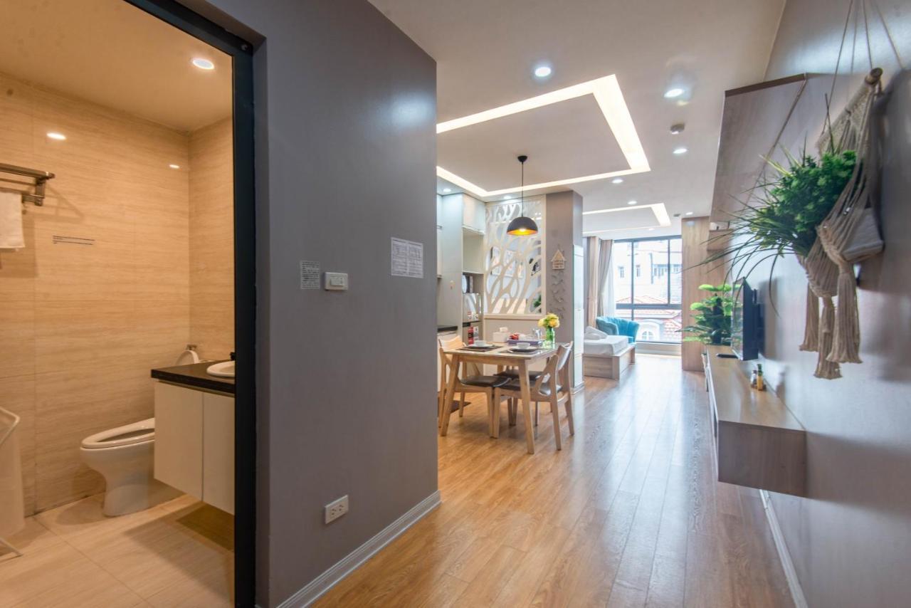 22Housing Hotel & Residence 81 Linh Lang ハノイ市 エクステリア 写真