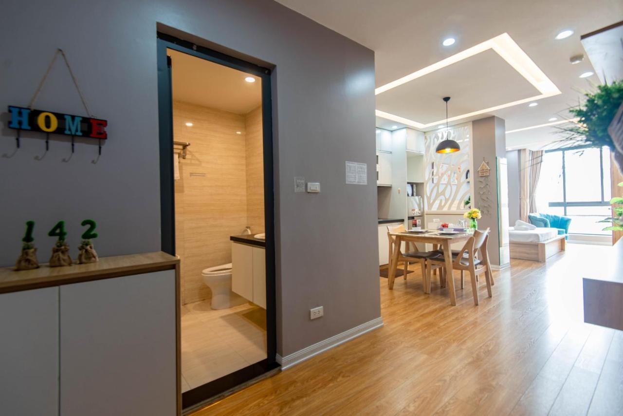 22Housing Hotel & Residence 81 Linh Lang ハノイ市 エクステリア 写真