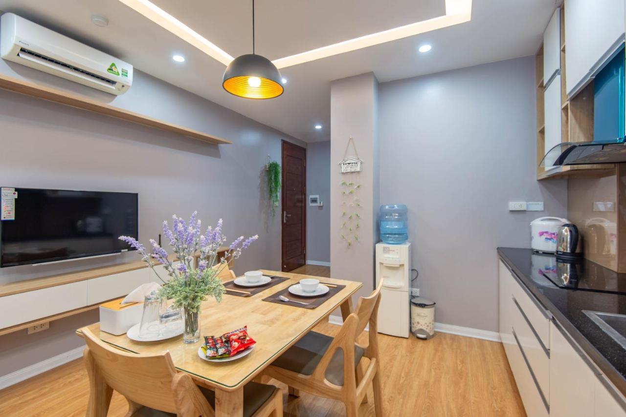 22Housing Hotel & Residence 81 Linh Lang ハノイ市 エクステリア 写真